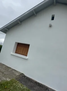 Peinture blanche maison